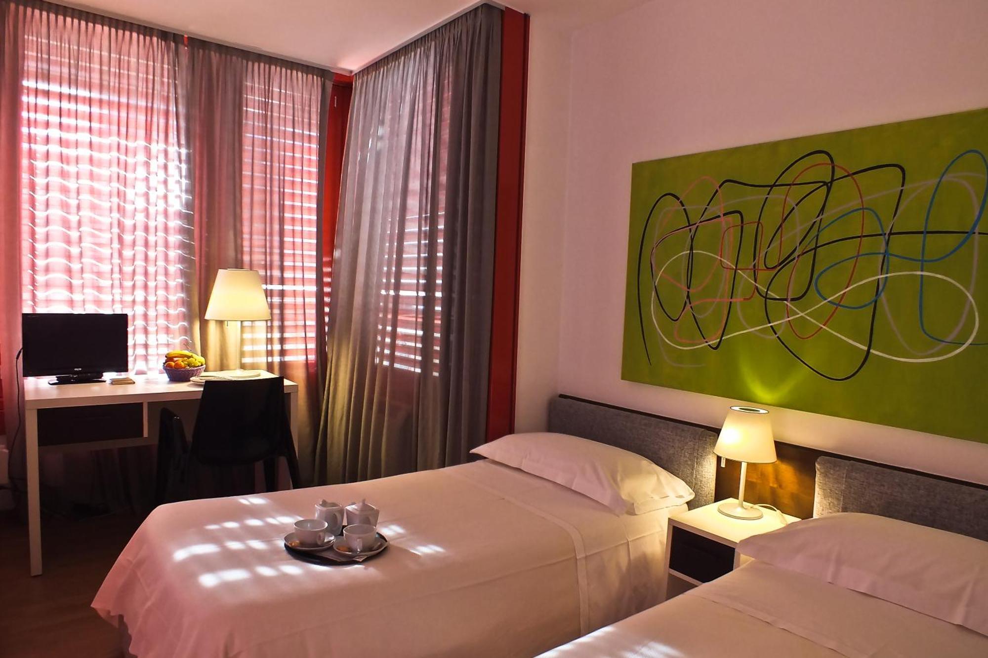 Hotel Garni Centro Chiasso Exteriör bild